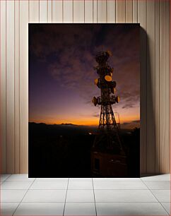 Πίνακας, Sunset over the Mountainous Telecom Tower Ηλιοβασίλεμα πάνω από τον Ορεινό Πύργο Τηλεπικοινωνιών