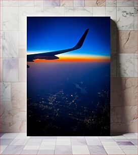 Πίνακας, Sunset View from Airplane Window Θέα στο ηλιοβασίλεμα από το παράθυρο του αεροπλάνου