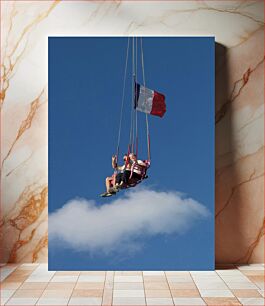 Πίνακας, Swinging High with French Flag Κουνιέται ψηλά με τη γαλλική σημαία