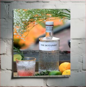 Πίνακας, The Botanist Islay Dry Gin with Citrus Garnish The Botanist Islay Dry Gin with Citrus Garnish