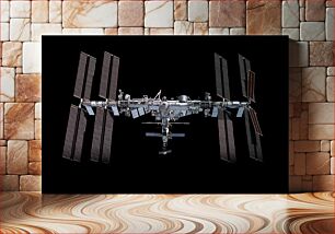 Πίνακας, The station pictured from the SpaceX Crew Dragon 5 (2021) photo by NASA