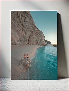 Πίνακας, Tranquil Beach Scene with Two People Ήσυχη σκηνή στην παραλία με δύο άτομα