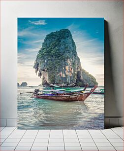 Πίνακας, Tranquil Sea View with Boats and Cliffs Ήσυχη θέα στη θάλασσα με βάρκες και γκρεμούς