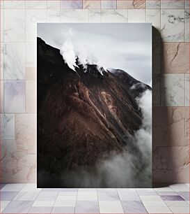 Πίνακας, Volcanic Eruption Amidst the Clouds Ηφαιστειακή έκρηξη ανάμεσα στα σύννεφα