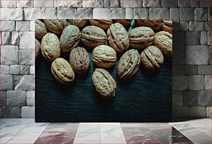 Πίνακας, Walnuts on a Dark Surface Καρύδια σε σκοτεινή επιφάνεια