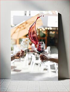 Πίνακας, Wine Toast with Splash Τοστ κρασιού με παφλασμό