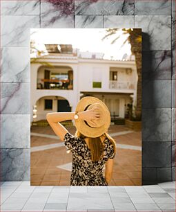 Πίνακας, Woman in a Straw Hat Facing a House Γυναίκα με ψάθινο καπέλο που αντιμετωπίζει ένα σπίτι