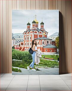 Πίνακας, Woman in Front of Red Cathedral Γυναίκα μπροστά από τον κόκκινο καθεδρικό ναό