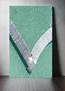 Πίνακας, Woman on Boardwalk over Ocean Γυναίκα στον πεζόδρομο πάνω από τον ωκεανό