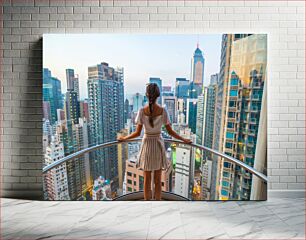 Πίνακας, Woman Overlooking Cityscape Γυναίκα με θέα στην πόλη