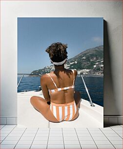 Πίνακας, Woman Relaxing on a Boat Γυναίκα που χαλαρώνει σε μια βάρκα