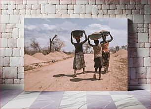 Πίνακας, Women Carrying Bowls on a Dirt Road Γυναίκες που κουβαλούν μπολ σε χωματόδρομο