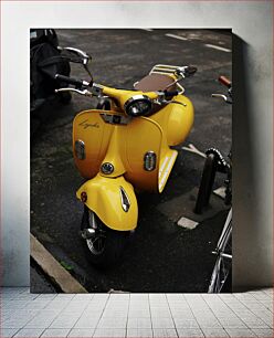 Πίνακας, Yellow Retro Scooter Κίτρινο ρετρό σκούτερ