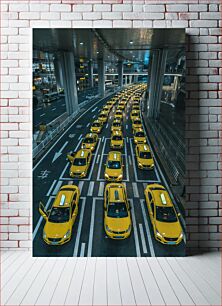 Πίνακας, Yellow Taxis Lined Up in a City Κίτρινα ταξί παρατεταγμένα σε μια πόλη